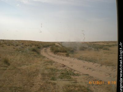 Piste de sable entre Oum Chalouba et Arada